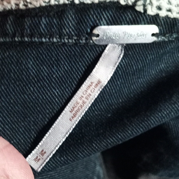 Black Denim Jacket with Gray Knit Sleeves And Removable Hood Size Medium - Picture 5 of 8